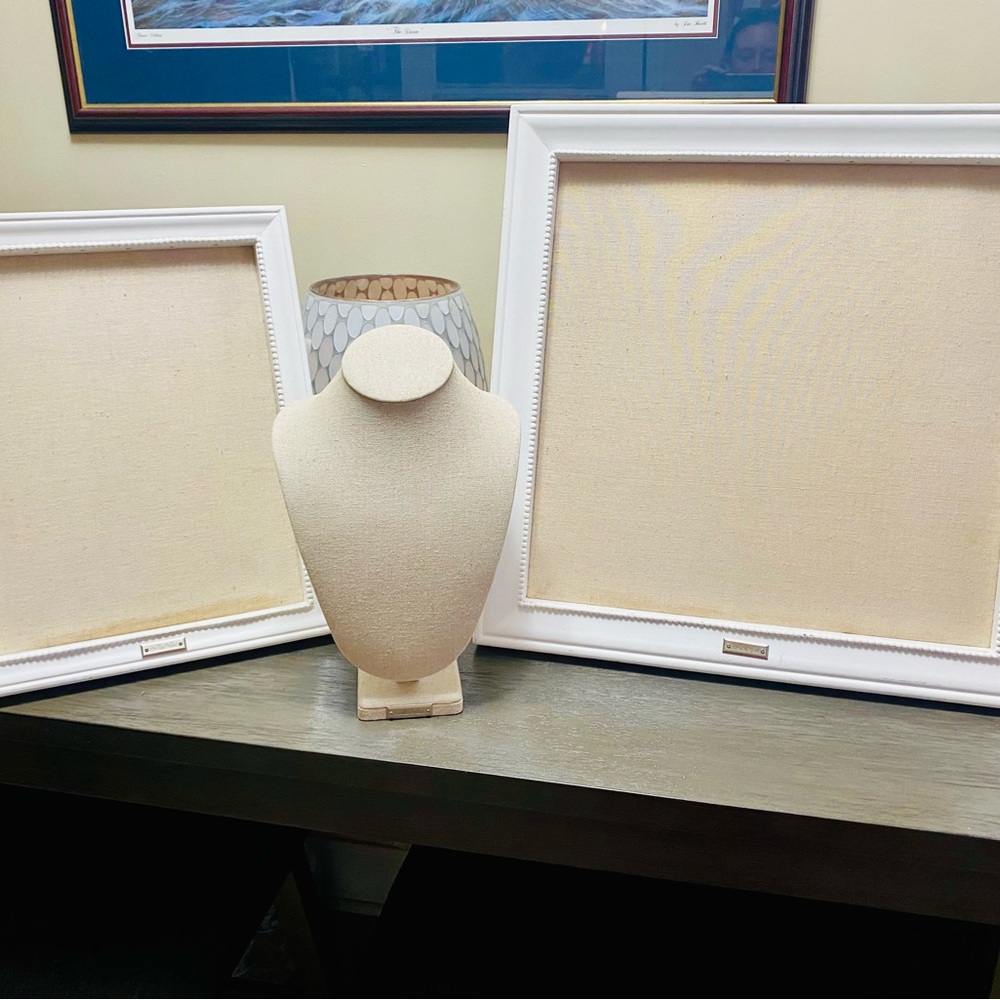 Stella & Dot jewelry displays
